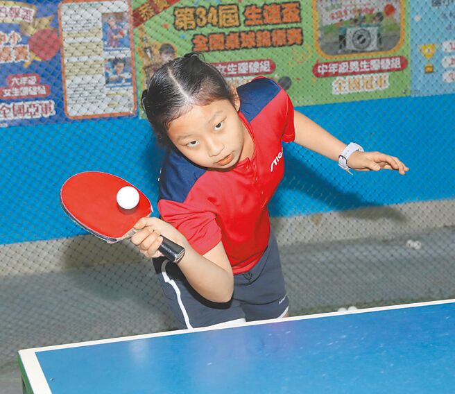 献形成了一 献形成了一