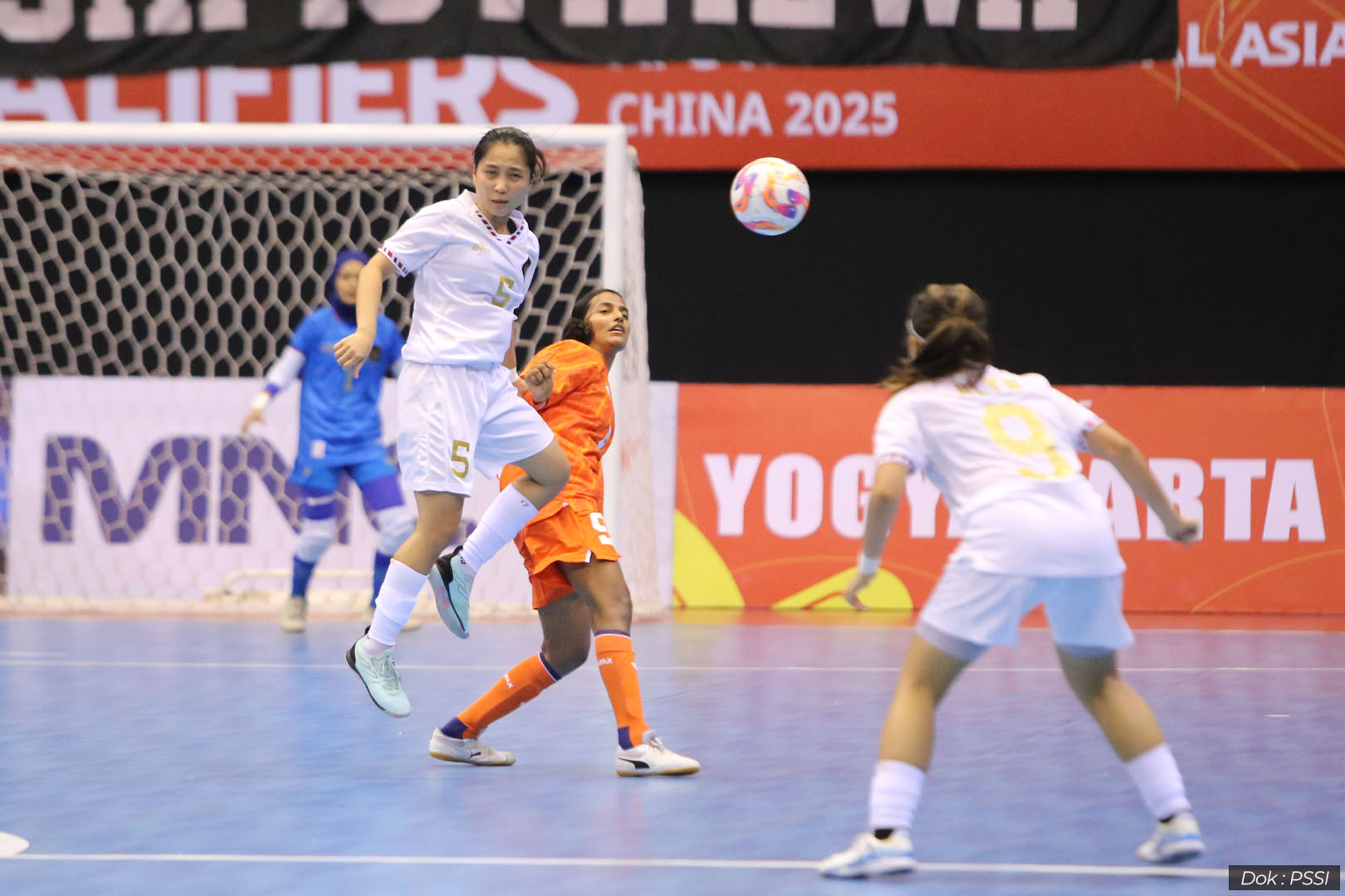 唐佳丽等球 唐佳丽等球