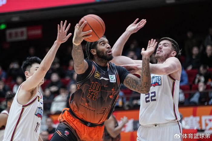 於韓國隊 於韓國隊